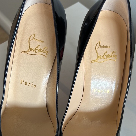 Christian Louboutin shoes - Picture 3 of 6